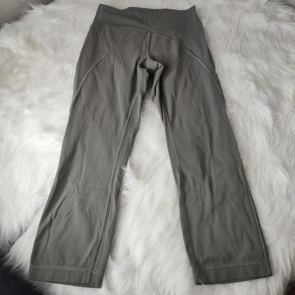 Lululemon In Movement Crop Leggings Womens 6 Sage Green Everlux High Rise Yoga